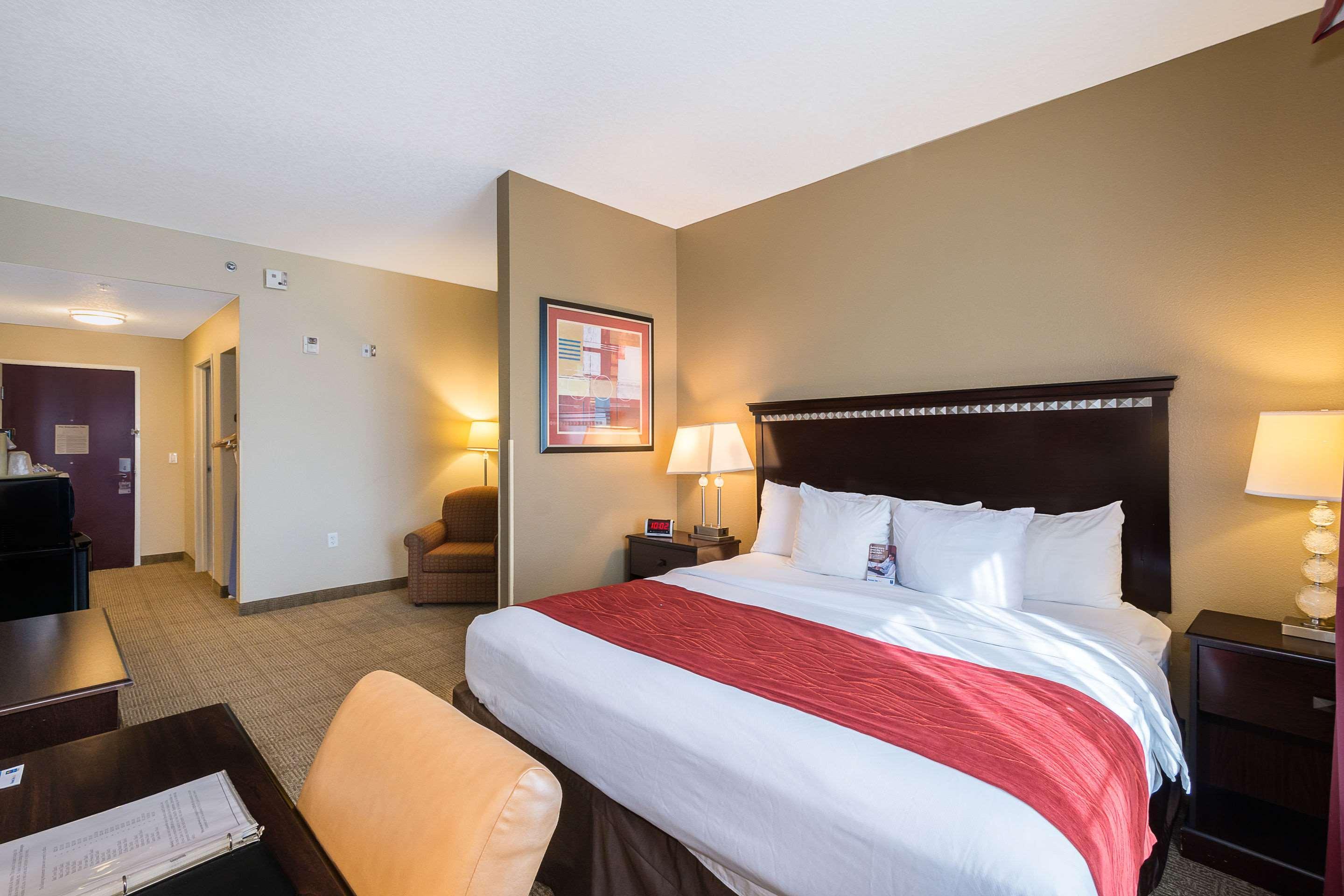 Comfort Inn & Suites Maingate South Davenport Ngoại thất bức ảnh