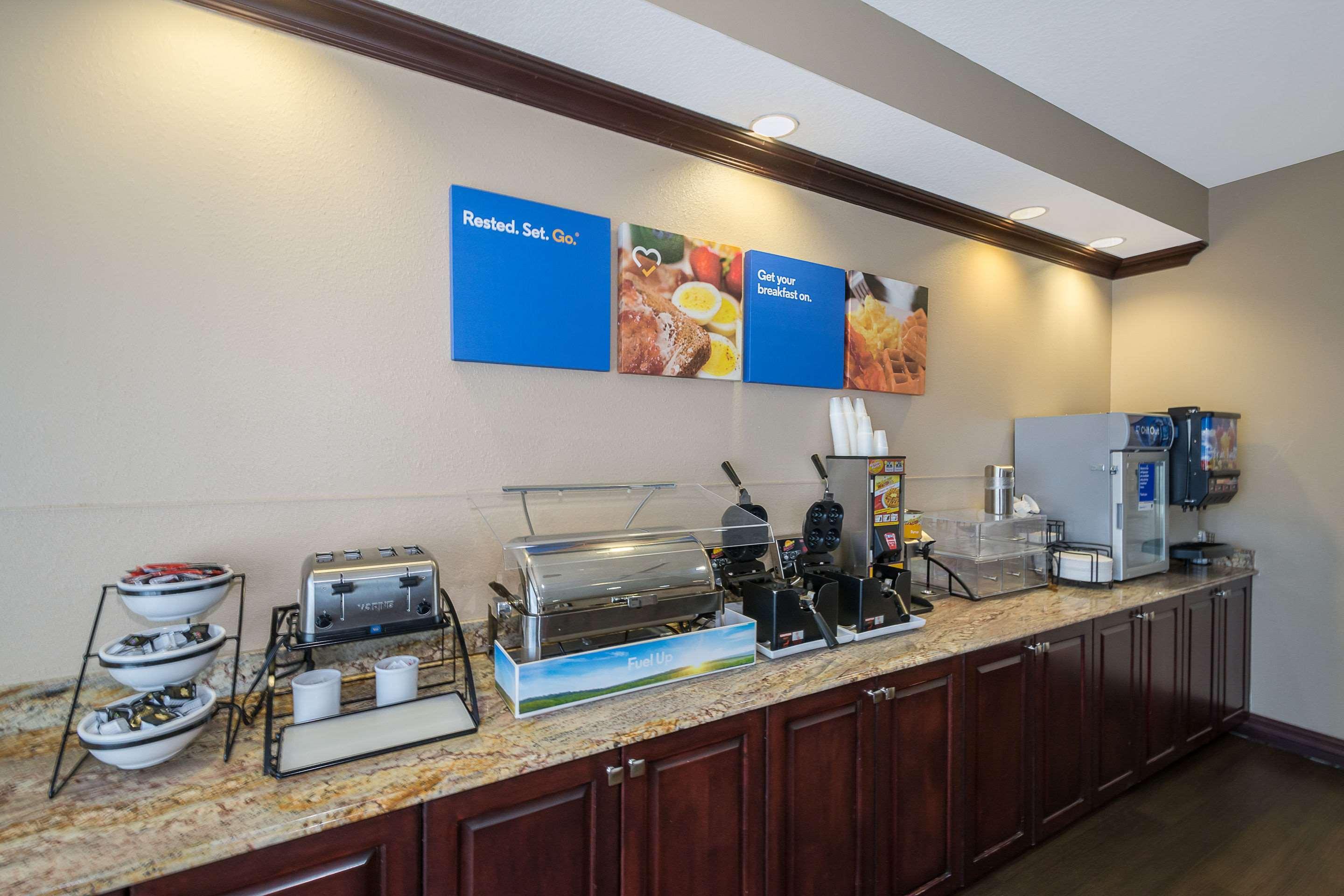 Comfort Inn & Suites Maingate South Davenport Ngoại thất bức ảnh