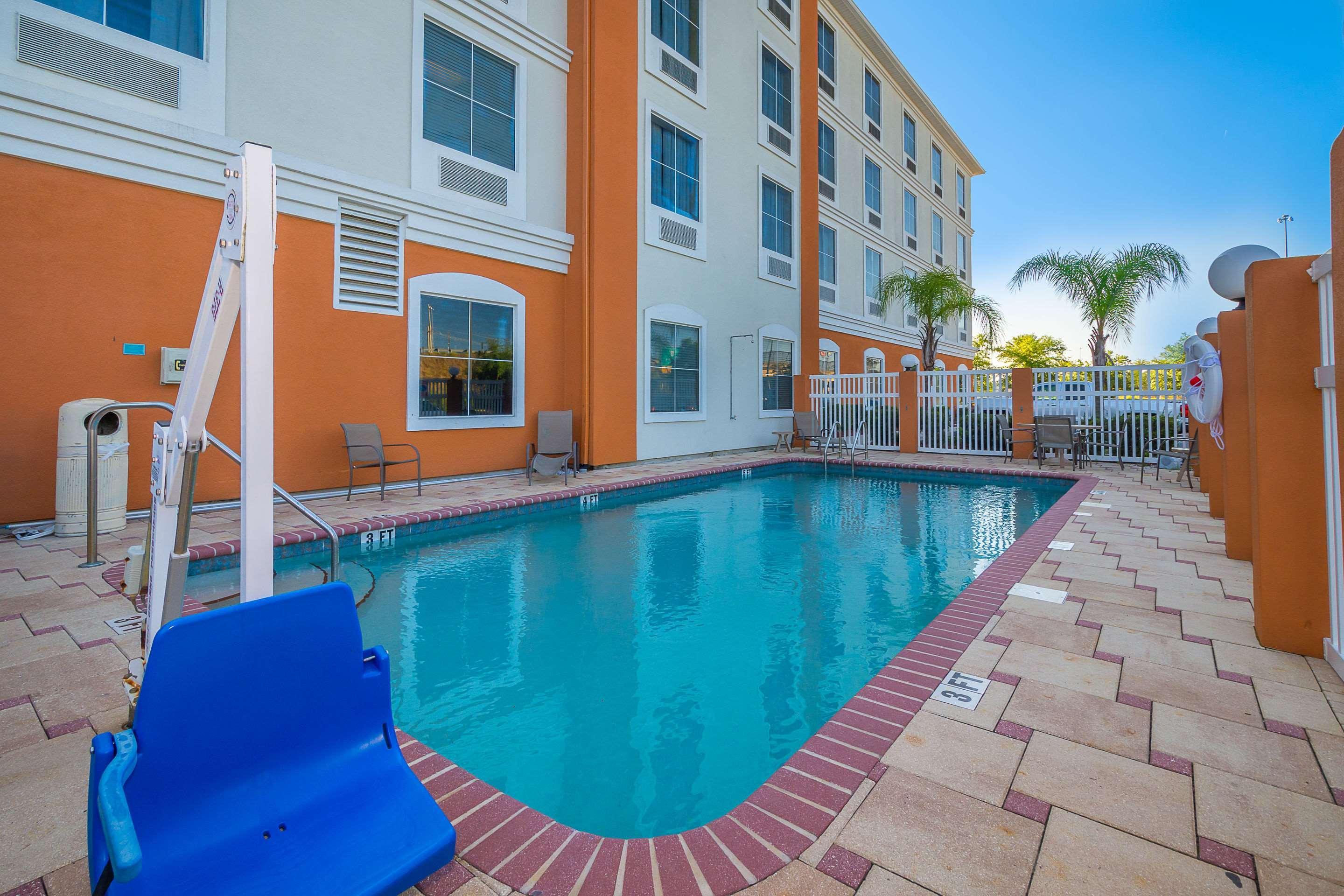 Comfort Inn & Suites Maingate South Davenport Ngoại thất bức ảnh