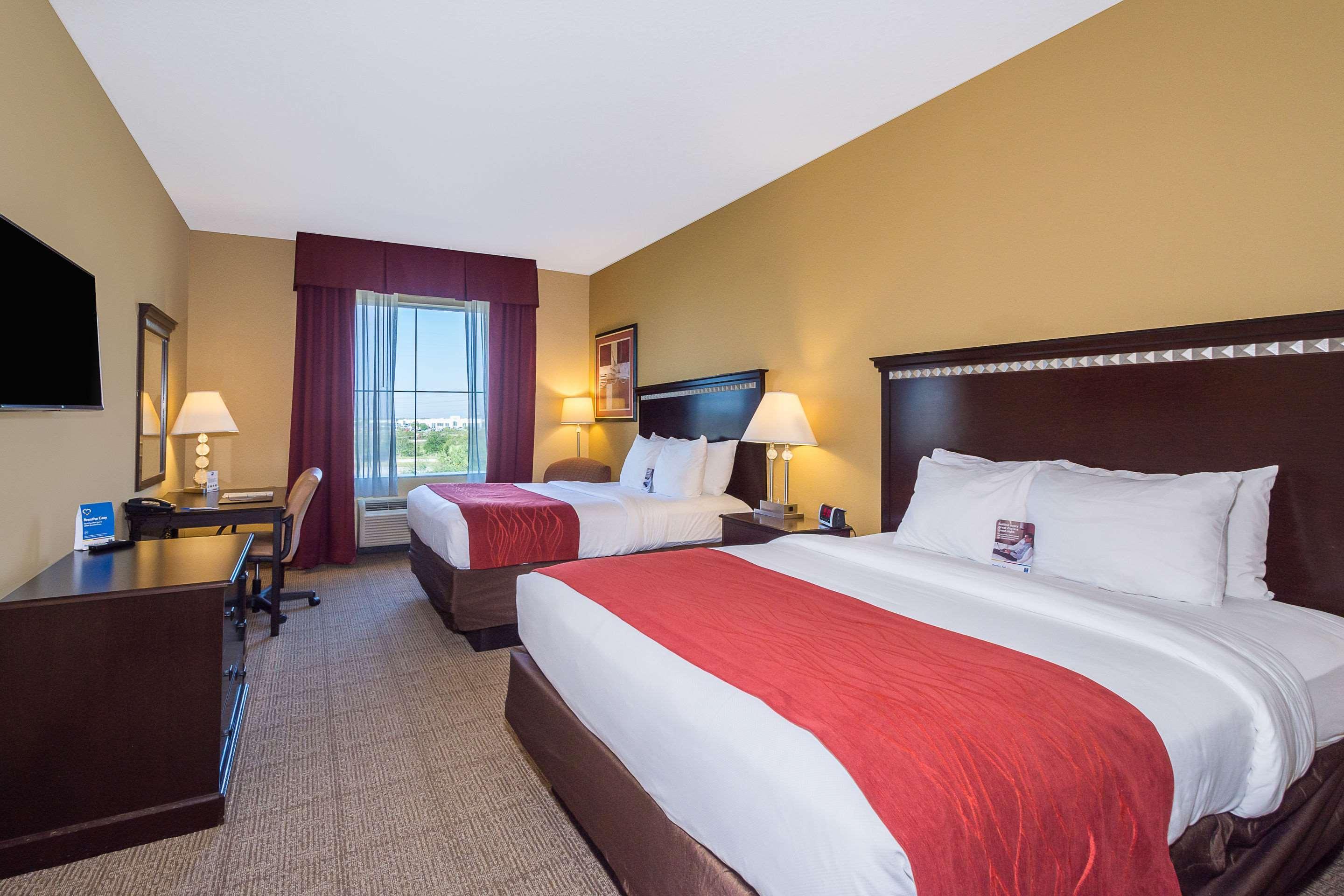 Comfort Inn & Suites Maingate South Davenport Ngoại thất bức ảnh